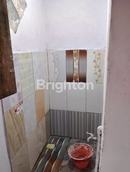 image DI SEWAKAN RUMAH STRATEGIS DI WONOREJO TEGALSARI SURABAYA  (4)