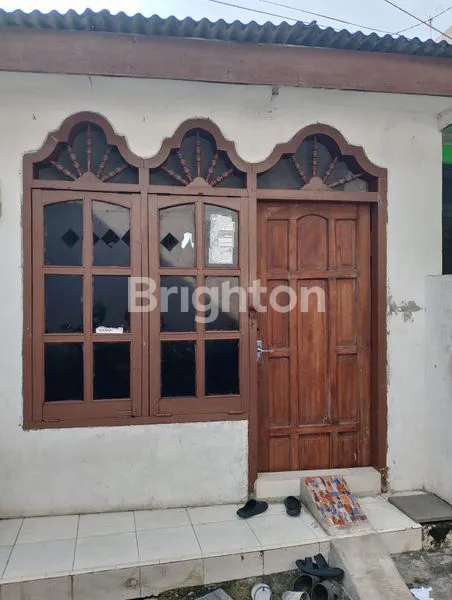 image DI SEWAKAN RUMAH STRATEGIS DI WONOREJO TEGALSARI SURABAYA  (1)