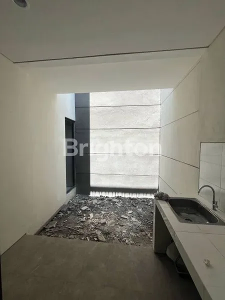 image RUMAH SIAP HUNI HARGA RUGI , OPERA CITY GRESIK (4)