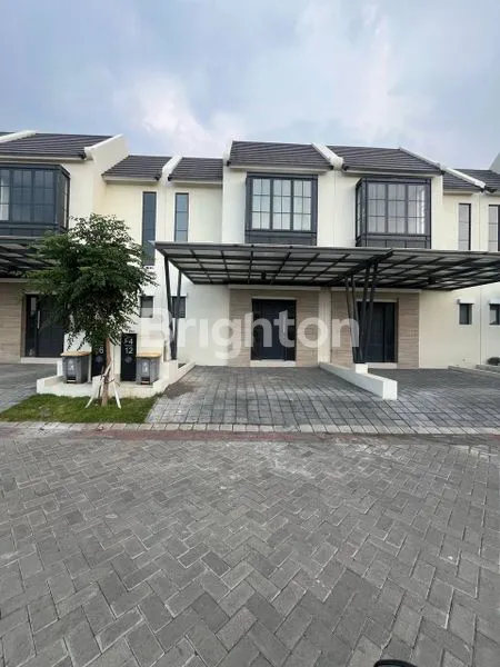 image RUMAH SIAP HUNI HARGA RUGI , OPERA CITY GRESIK (1)