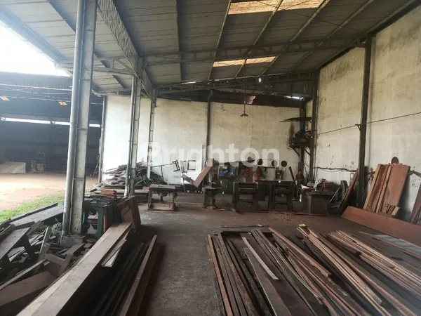 image GUDANG LUAS 5.100M² DI JALAN RAYA SINGOSARI (2)