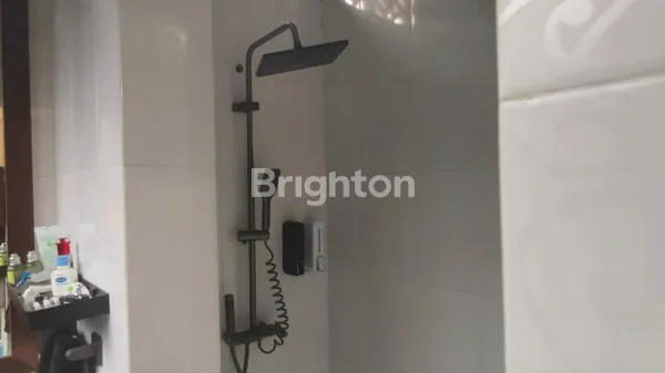 image DIJUAL SEGERA, RUMAH + BANGUNAN USAHA BEKAS CAFE, LOKASI SELANGKAH KE CITRALAND CBD DRIYOREJO & TOLL GATE DRIYOREJO (7)