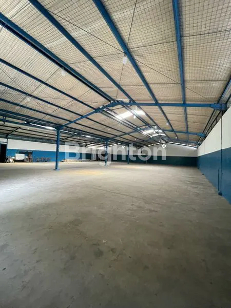 image DISEWAKAN GUDANG GANDENG LUAS 1700M2 DI KARAWACI TANGERANG KOTA (4)