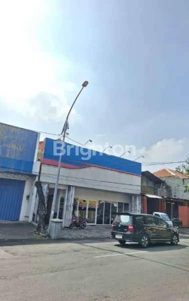 image DIJUAL RUMAH USAHA BARATAJAYA JALANAN RAMAI SEKITARAN SHOWROOM MOBIL (1)