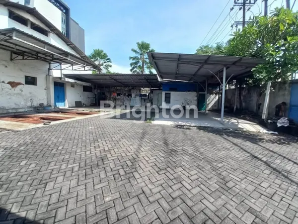 image GUDANG SIAP PAKAI STRATEGIS NOLL JALAN RAYA WARU SELANGKAH AKSES TOL WARU (1)