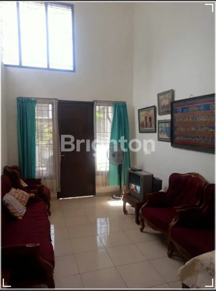 image  DIJUAL CEPAT: RUMAH STRATEGIS DI KEMANG PRATAMA 2 (7)