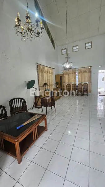 image RUMAH BESAR DAN NYAMAN DIHUNI DI BALIKPAPAN BARU (2)