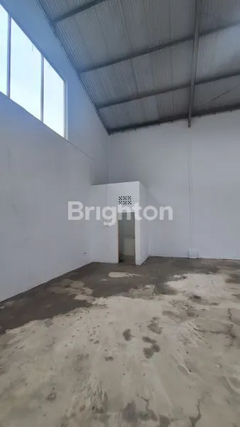 image GUDANG SIAP PAKAI DI PARANGLOE, AKSES MUDAH (2)