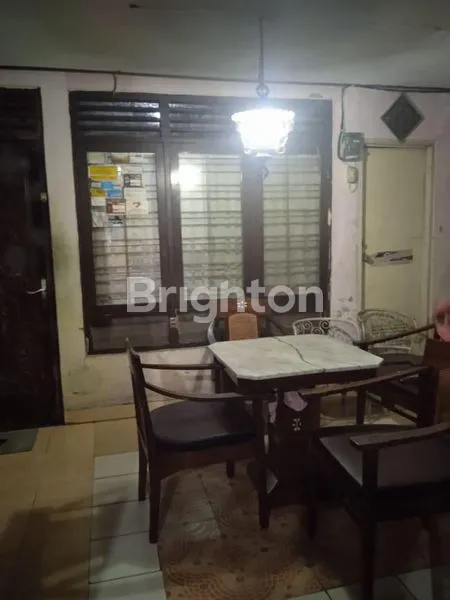 image DIJUAL RUMAH TENGAH KOTA – MENTENG ATAS, COCOK UNTUK HUNIAN ATAU USAHA (3)