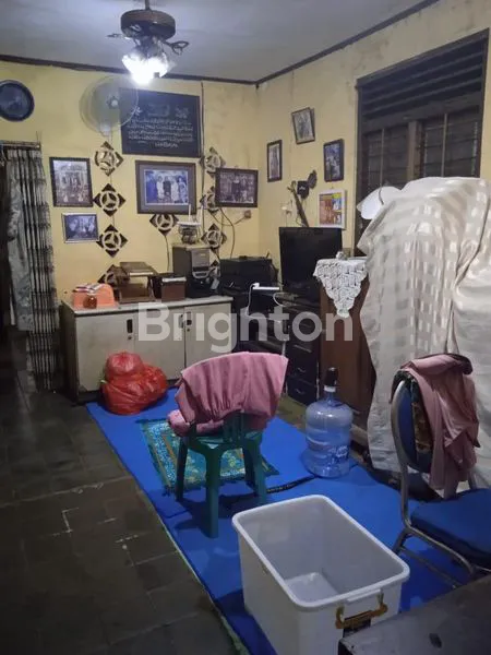 image DIJUAL RUMAH TENGAH KOTA – MENTENG ATAS, COCOK UNTUK HUNIAN ATAU USAHA (4)
