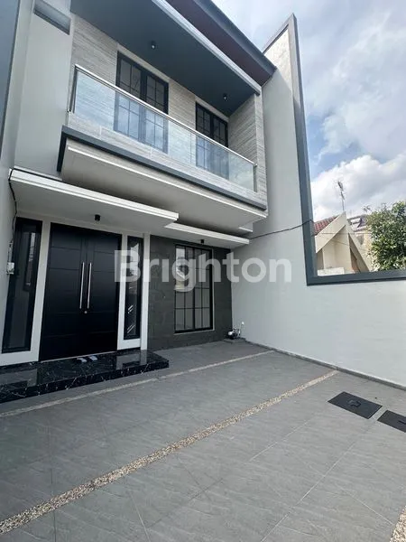 image RUMAH MODERN MINIMALIS DEKAT MANYAR KERTOADI, KERTAJAYA, DHARMAHUSADA, MERR, KLAMPIS, PAKUWON CITY, MULYOSARI (2)