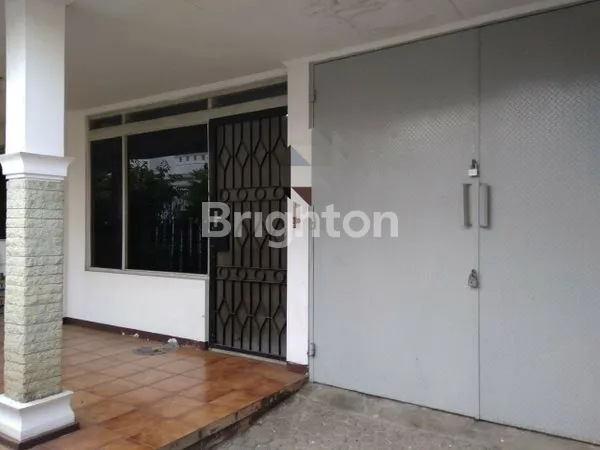image RUMAH SIAP PAKAI TENGAH KOTA DI JUAL CEPAT SEMARANG TENGAH  (4)