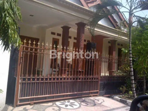 image JUAL CEPAT RUMAH SECOND RUNGKUT HARAPAN TERAWAT, FULL BANGUNAN, DEKAT KE MERR  (2)