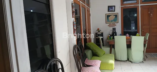 image RUMAH KETINTANG MADYA (4)