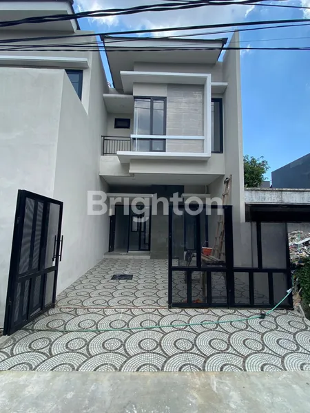 image MINIMALIS RUMAH KUTISARI INDAH UTARA, DEKAT KAMPUS PETRA, DEKAT A YANI, DEKAT JALAN TOL WARU, JALAN TOL RUNGKUT, SEKITARAN PERKANTORAN, SIAP HUNI (1)