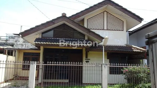 image RUMAH STRATEGIS KOPO PERMAI, LT 200M², 3+1 KT (1)