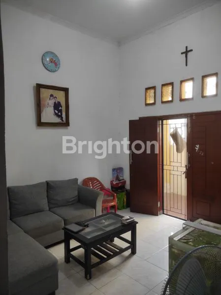 image RUMAH 2 LANTAI SIAP HUNI DAERAH KOMPLEK TUGU PERMAI, KOJA-JAKARTA UTARA (2)