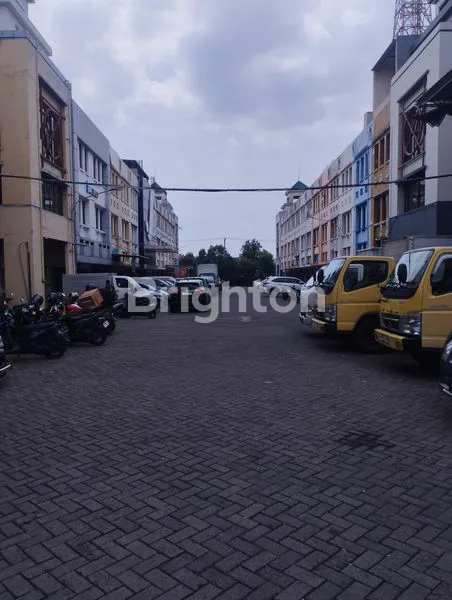 image RUKO STRATEGIS DI MANGGA DUA, LT 68M², 3 LANTAI (2)