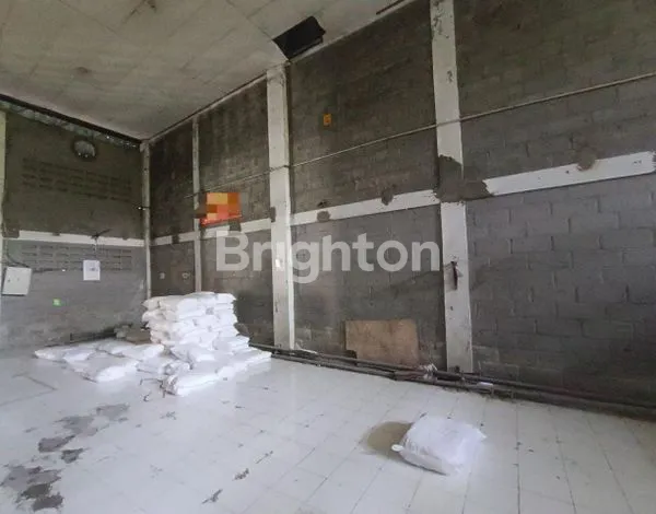 image GUDANG ZONA MERAH INDUSTRI ( BISA UNTUK PRODUKSI ), JALAN BISA DIAKSES CONTAINER 40 FEET, AREA TELUKAN, SUKOHARJO (8)