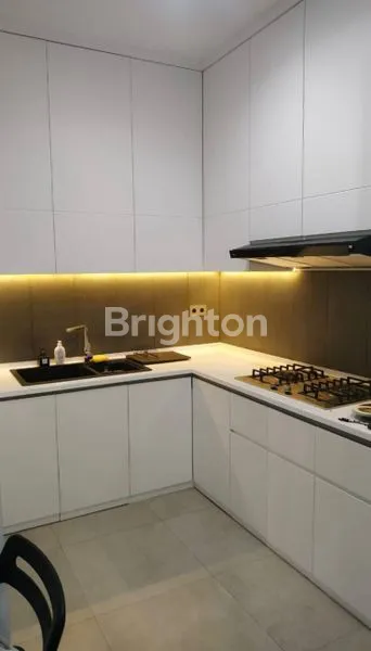 image RUMAH 2 LANTAI SIAP HUNI, SHM, DI KELAPA GADING (3)