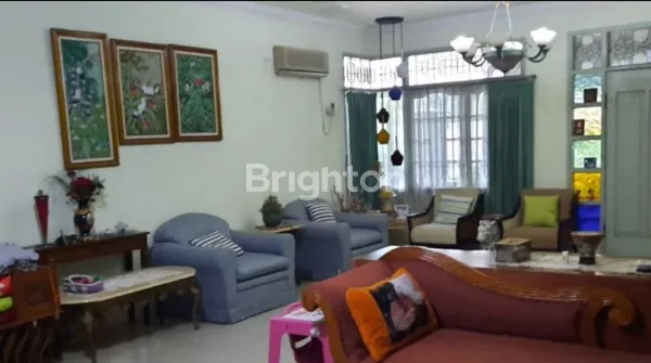 image DIJUAL CEPAT! 2 LANTAI  – BINTARO (2)