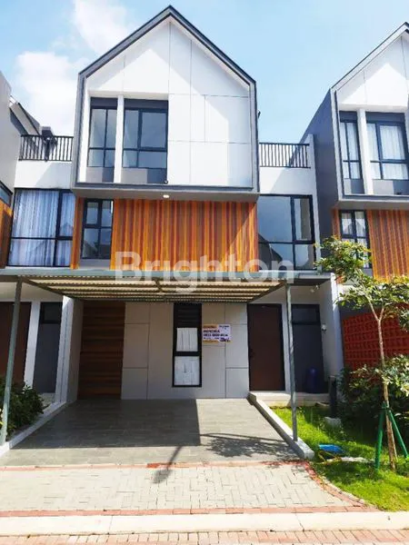 image RUMAH PRIMARY 3 LANTAI LT=91 LB=121 CLUSTER KOTA WISATA CIBUBUR (1)