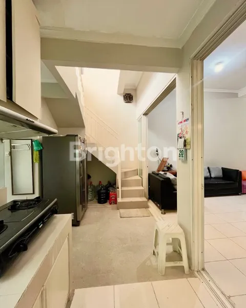 image RUMAH STRATEGIS KAWASAN NYAMAN TENANG PLOSO TIMUR DEKAT GALAXY MALL UNAIR C ITS WM KALIJUDAN PAKUWON CITY MERR KENJERAN TAMBAKSARI (4)