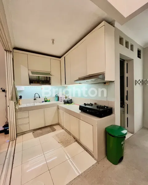 image RUMAH STRATEGIS KAWASAN NYAMAN TENANG PLOSO TIMUR DEKAT GALAXY MALL UNAIR C ITS WM KALIJUDAN PAKUWON CITY MERR KENJERAN TAMBAKSARI (5)