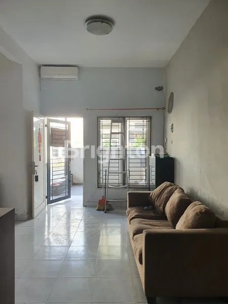 image TOWNHOUSE DI KOMPLEK CITY SUITES, MEDAN (5)