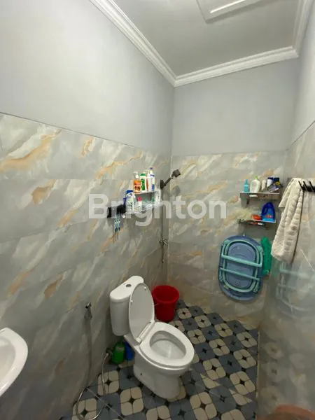 image RUMAH 2 LANTAI SIAP HUNI, PARKIR 2 MOBIL (4)