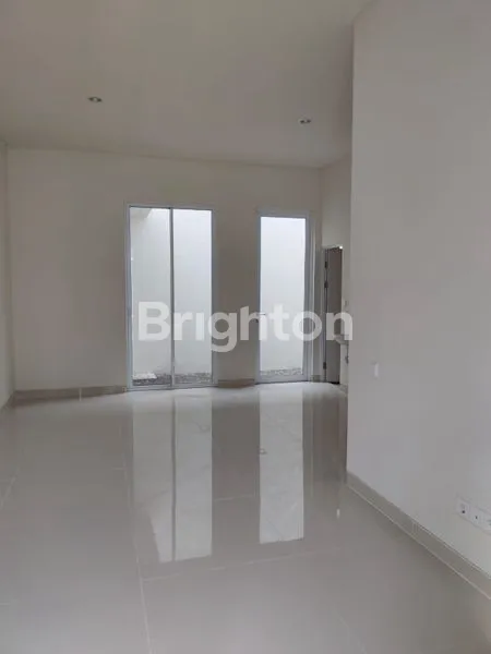 image RUMAH NEW GRESS KONSEP MINIMALIS MODERN HANYA 1 MENIT MENUJU AIRPORT JUANDA, FASILITAS TERLENGKAP DIKELASNYA (2)