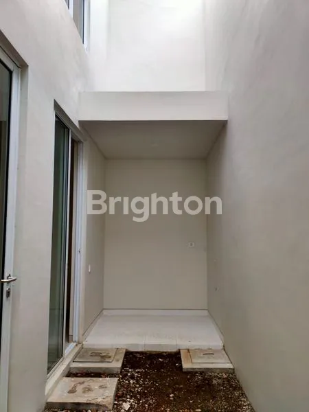 image RUMAH NEW GRESS KONSEP MINIMALIS MODERN HANYA 1 MENIT MENUJU AIRPORT JUANDA, FASILITAS TERLENGKAP DIKELASNYA (7)