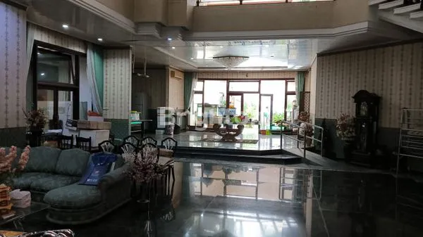 image RUMAH MEWAH 2 LANTAI DI DHARMAHUSADA, DEKAT GALAXY MALL (4)