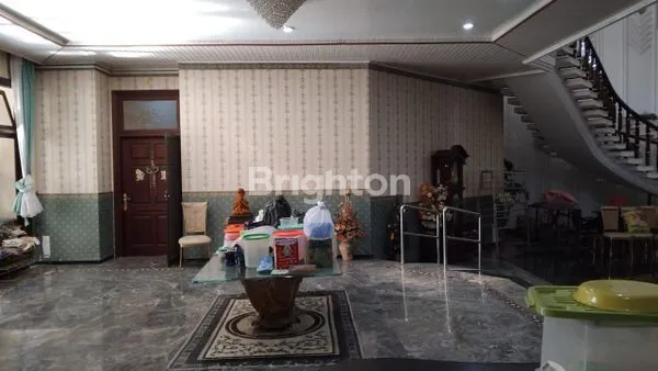 image RUMAH MEWAH 2 LANTAI DI DHARMAHUSADA, DEKAT GALAXY MALL (5)