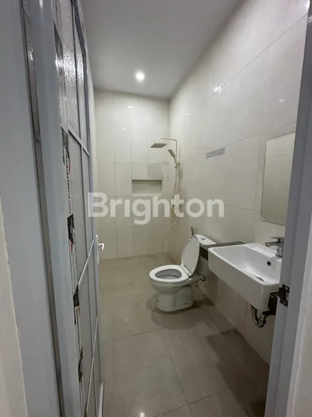 image DIJUAL RUMAH SIAP HUNI DAN FULL RENOVASI DI TIBAN MAS INDAH (4)