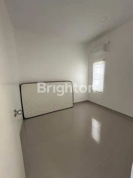 image DIJUAL RUMAH SIAP HUNI DAN FULL RENOVASI DI TIBAN MAS INDAH (7)