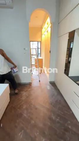 image RUMAH BARU MODERN DI SESETAN, SIAP HUNI & FULL FURNISH (8)