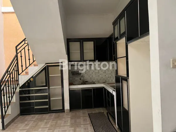 image RUMAH BAGUS SIAP HUNI UNTUK DISEWAKAN DI VILLA ILHAMI TANGERANG (7)