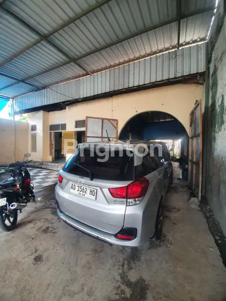 image RUMAH DAN SPACE USAHA DI BANARAN  JALAN UTAMA SRAGEN NGAWI (3)