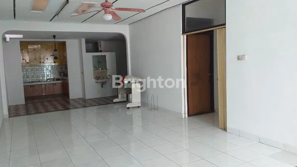 image RUMAH BERSIH DAN NYAMAN DI TAMAN ARIES JAKARTA BARAT  (6)