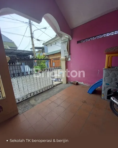 image RUMAH 2 LT, SEKOLAH TK & PG, SEDATI, SIDOARJO (3)