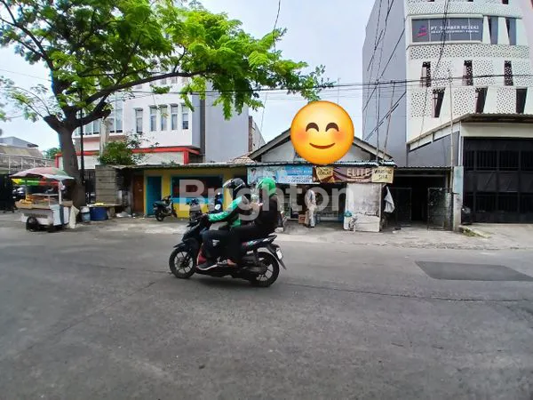 image DIJUAL MURAH RUMAH SANGAT STRATEGIS DI AREAL BISNIS DI KEBON BAWANG TJ PRIOK JAKARTA UTARA (1)