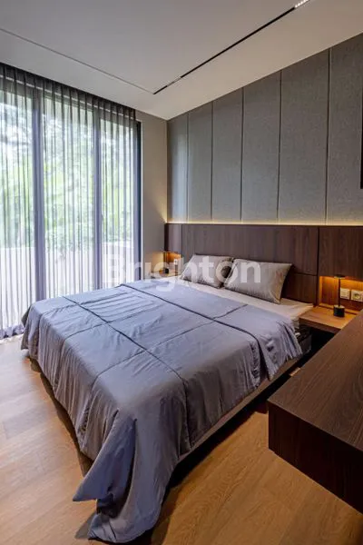 image RUMAH BARU DUA LANTAI MODERN TROPIS DI MIJEN SAMPING CITRALAND BSB CITY (4)