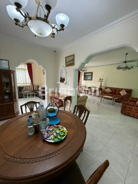 image DISEWAKAN RUMAH 2 LANTAI DI LUCKY VIEW BATAM (1)