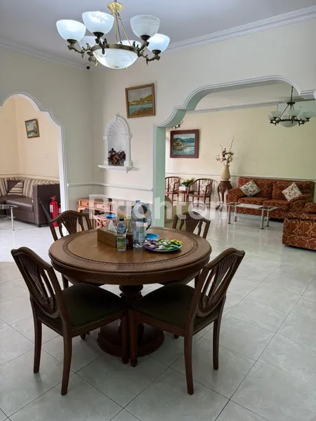 image DISEWAKAN RUMAH 2 LANTAI DI LUCKY VIEW BATAM (2)