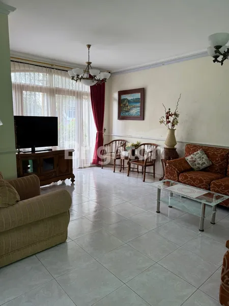 image DISEWAKAN RUMAH 2 LANTAI DI LUCKY VIEW BATAM (5)