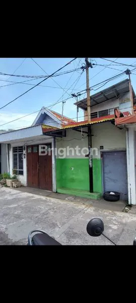 image RUMAH SIAP HUNI DI JALAN DONOKERTO SURABAYA DEKAT KAPASAN KENJERAN (1)