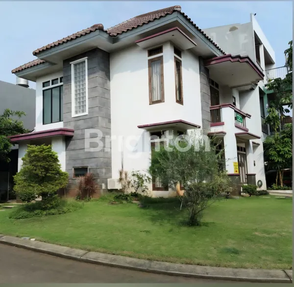 image RUMAH RAPI SIAP HUNI DI LEGENDA WISATA CIBUBUR  - LT: 246 M2 (1)