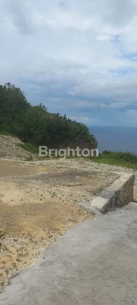 image TANAH TEPI PANTAI DI NUSA PENIDA (3)