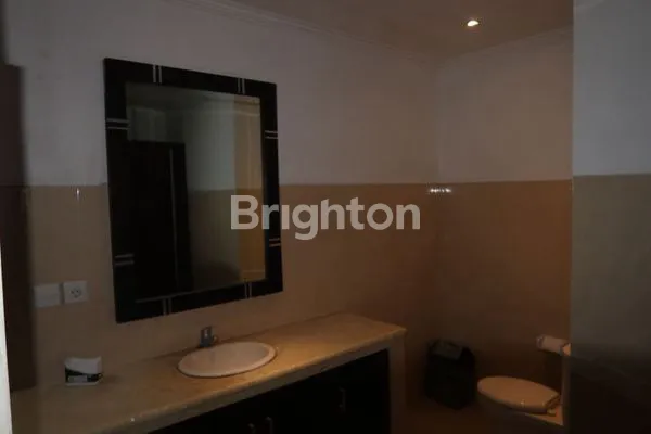 image DISEWAKAN VILLA MEWAH DAN LUAS (7)